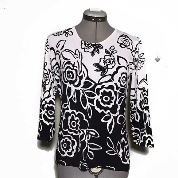 Pierri New York Sweaters - Pierri Black & White Floral Lightweight Sweater M